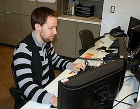 IT consultant at computer