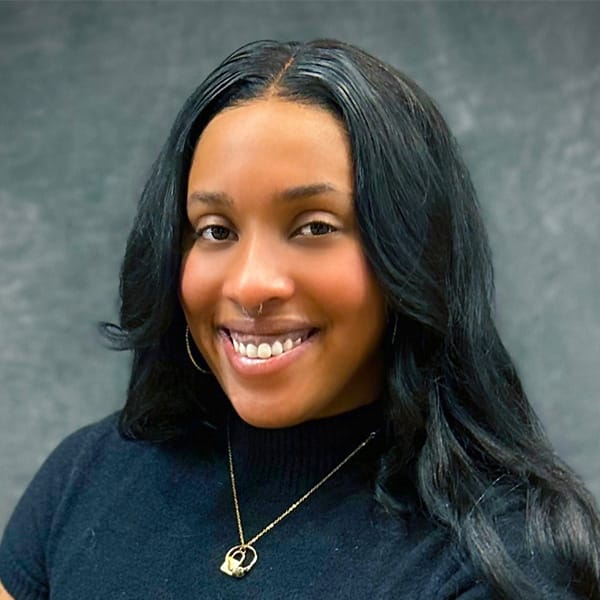 Tiffany  Thomas